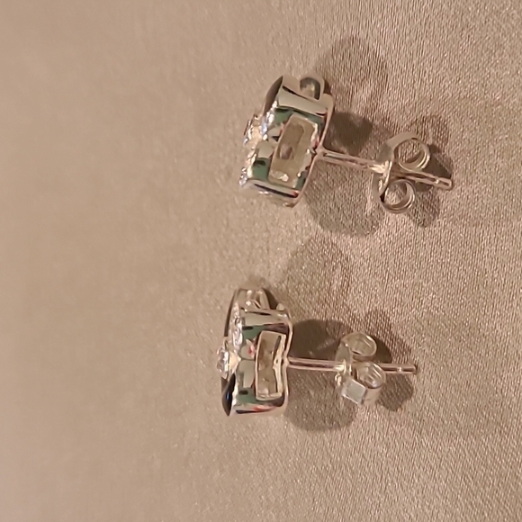 Sterling silver cubic zirconia heart black ribbon design earrings - Picture 8 of 8